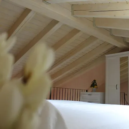 Lägenhet Casa Maganda Vista Tra E Sirmione Peschiera del Garda