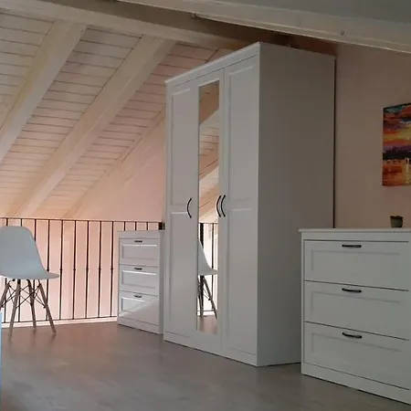 Casa Maganda Vista Tra E Sirmione * 佩斯基耶拉德加达