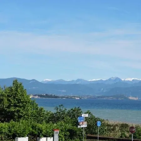 Casa Maganda Vista Tra E Sirmione